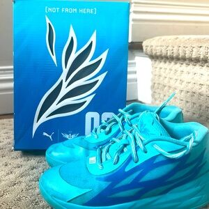 Melo 2.0 boys puma sneakers size 1